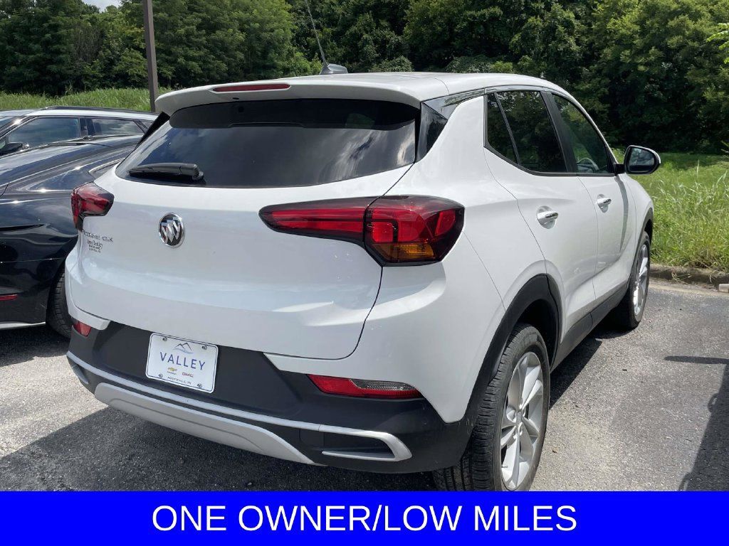 Used 2023 Buick Encore GX Preferred FWD image 2