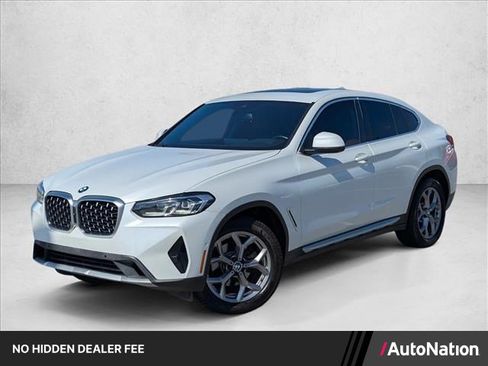 Used 2022 BMW X4 xDrive30i w/ Parking Assistance Package AWD/4WD image 1