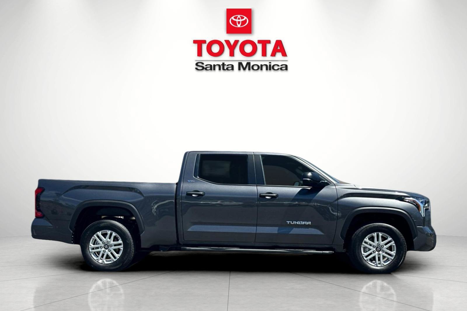 New 2026 Toyota Tundra SR5 w/ SR5 Convenience Package RWD image 2