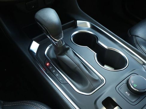 Used 2021 Chevrolet Traverse LS w/ LPO, Blackout Package image 20