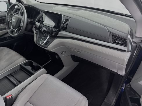 Certified 2023 Honda Odyssey EX image 29