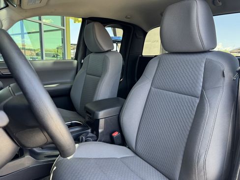 Used 2023 Toyota Tacoma SR image 31