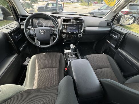 Used 2024 Toyota 4Runner TRD Off-Road AWD/4WD image 2