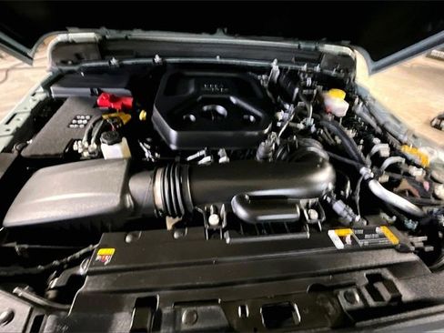 Used 2024 Jeep Wrangler Sport S image 9