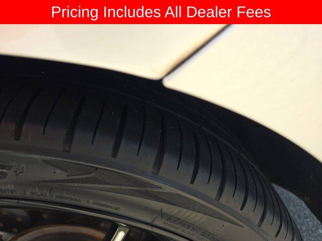 Used 2015 BMW M235i xDrive Coupe AWD/4WD image 7