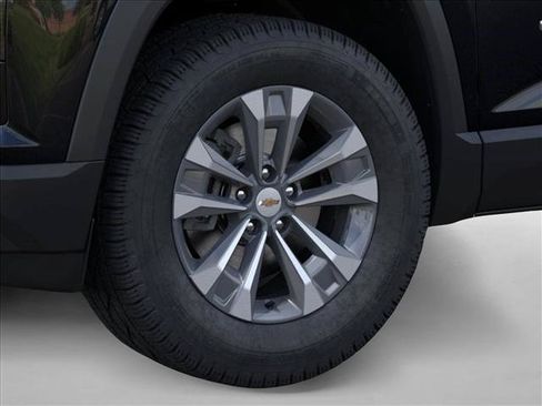 New 2026 Chevrolet Equinox LT w/ Safety and Technology Package FWD image 9