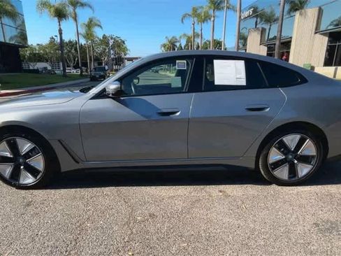 Used 2023 BMW i4 eDrive35 image 5