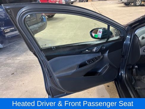 Used 2017 Chevrolet Cruze LT w/ Convenience Package image 12