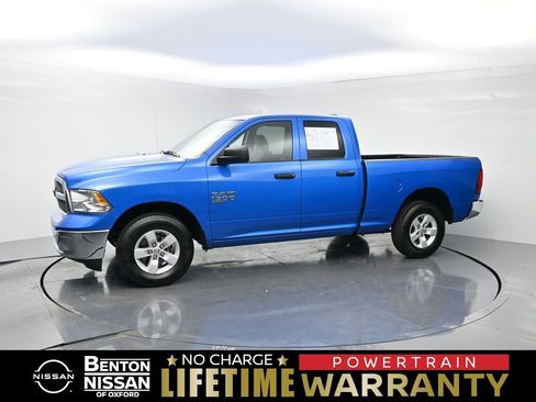 Used 2024 RAM 1500 Classic SLT AWD/4WD image 1