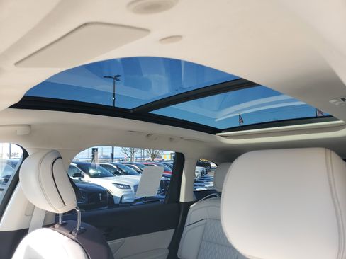 New 2026 Lincoln Nautilus Black Label image 10