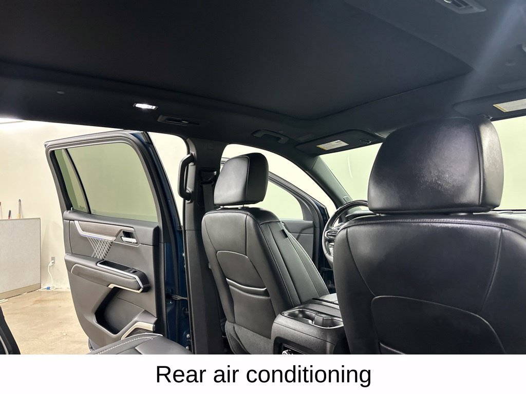 Used 2026 GMC Acadia Denali w/ Super Cruise Package AWD/4WD image 21