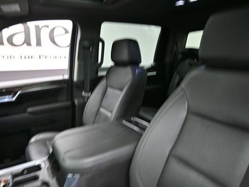 Used 2023 Chevrolet Silverado 1500 RST w/ Convenience Package II AWD/4WD image 16
