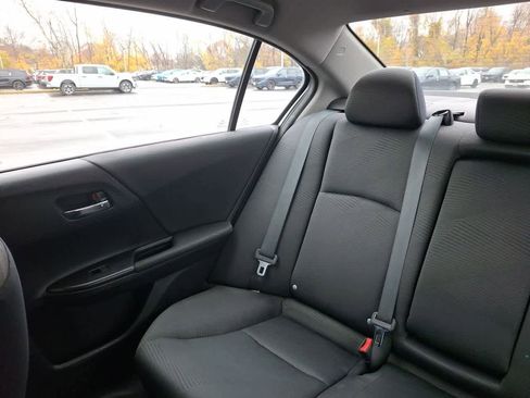 Used 2016 Honda Accord LX image 12
