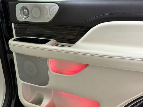 Used 2021 Lincoln Navigator Black Label image 52