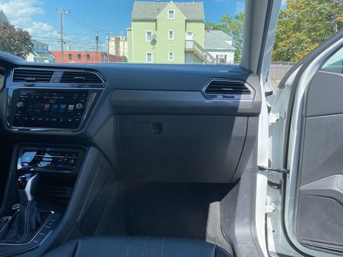 Used 2024 Volkswagen Tiguan Wolfsburg Edition image 29