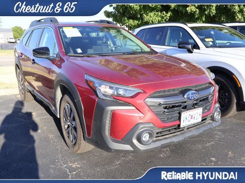 Used 2025 Subaru Outback Premium w/ Popular Package #1A AWD/4WD image 2