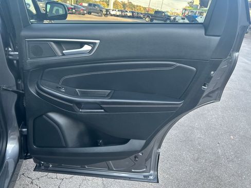 Certified 2023 Ford Edge Titanium image 27