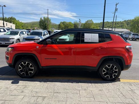 Used 2019 Jeep Compass Trailhawk AWD/4WD image 5