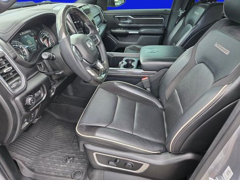 Used 2019 RAM 1500 Laramie w/ Sport Appearance Package AWD/4WD image 14
