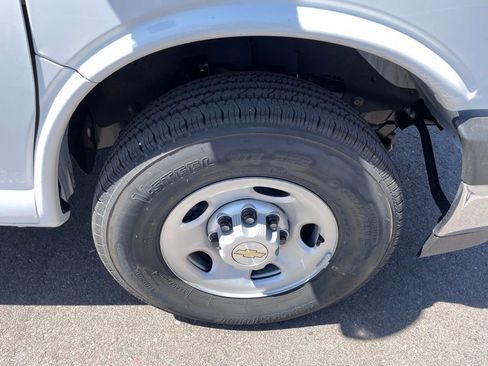 New 2025 Chevrolet Express 3500 w/ Power Convenience Package image 13