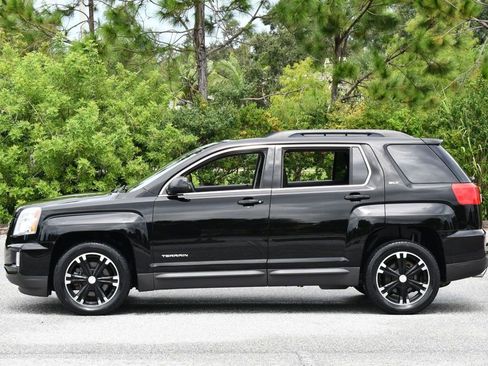 Used 2017 GMC Terrain SLT w/ Open Road Package image 3