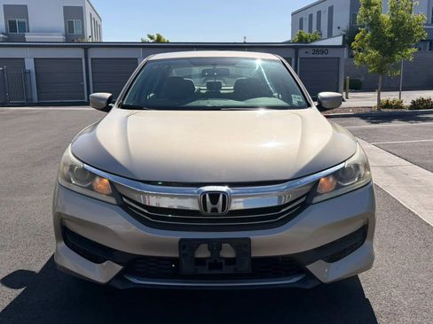 Used 2016 Honda Accord LX image 9