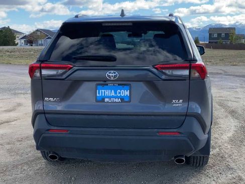 Used 2023 Toyota RAV4 XLE image 8