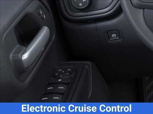 New 2026 Chevrolet Silverado 1500 Custom w/ LPO, Dark Essentials Package AWD/4WD image 23