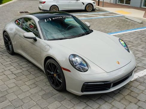 Used 2021 Porsche 911 Carrera 4 AWD/4WD image 39