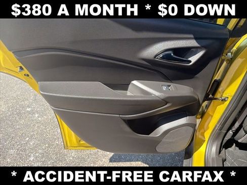 Used 2025 Chevrolet Trax ACTIV w/ Driver Confidence Package FWD image 28