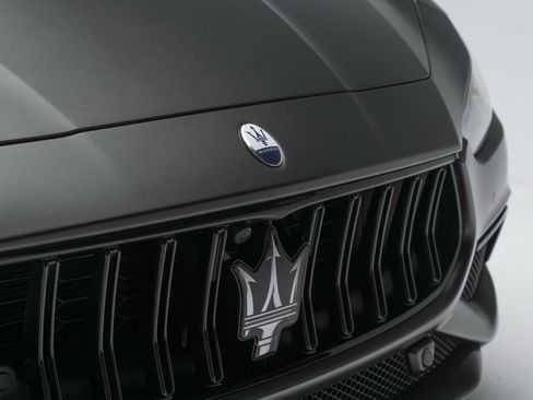 Used 2022 Maserati Ghibli Trofeo image 60