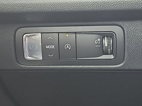 New 2026 Chevrolet Traverse LT w/ Midnight/Sport Edition FWD image 19