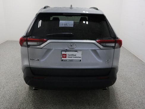 Used 2025 Toyota RAV4 XLE w/ Convenience Package AWD/4WD image 8