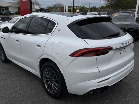Used 2023 Maserati Grecale GT AWD/4WD image 14