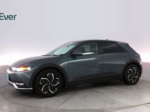 Used 2024 Hyundai Ioniq 5 SEL image 15