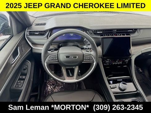 New 2025 Jeep Grand Cherokee Limited w/ Trailer Tow Package image 23