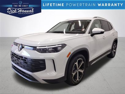 New 2025 Volkswagen Tiguan SE