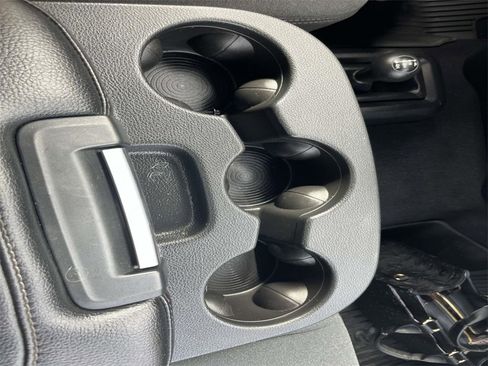 Used 2022 RAM 3500 Tradesman image 21