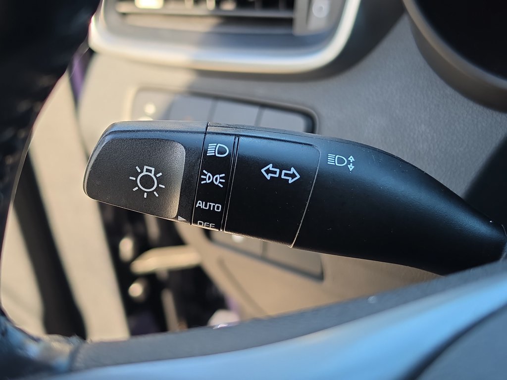 Used 2019 Kia Sorento S FWD image 23
