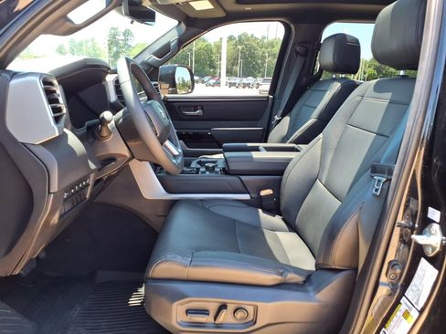 Certified 2025 Toyota Tundra Limited AWD/4WD image 17