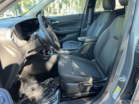 Used 2025 Buick Encore GX Preferred image 21