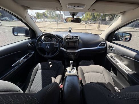 Used 2017 Dodge Journey SE FWD image 23