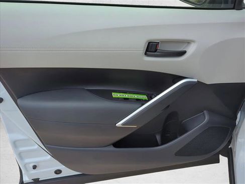 New 2026 Toyota Corolla Cross L image 10