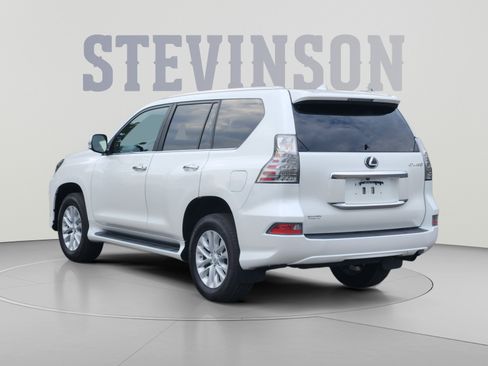 Used 2023 Lexus GX 460 Premium w/ Premium Package AWD/4WD image 3