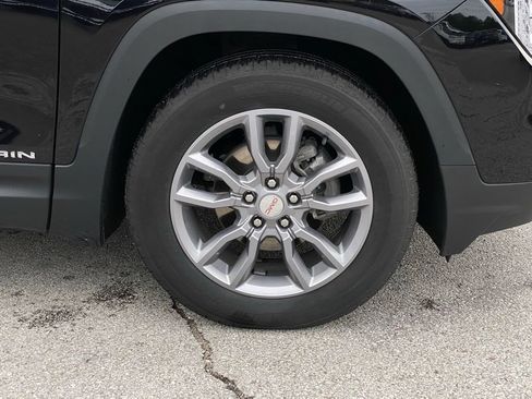 Used 2024 GMC Terrain SLT FWD image 33