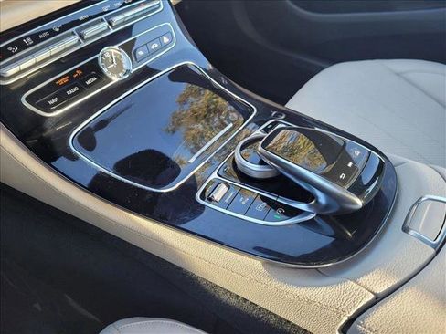 Used 2017 Mercedes-Benz E 300 E 300 Luxury image 12