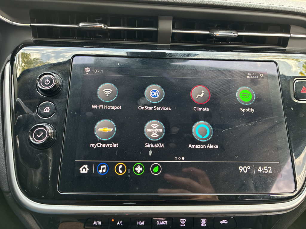 Used 2023 Chevrolet Bolt EUV LT w/ Convenience Package FWD image 28
