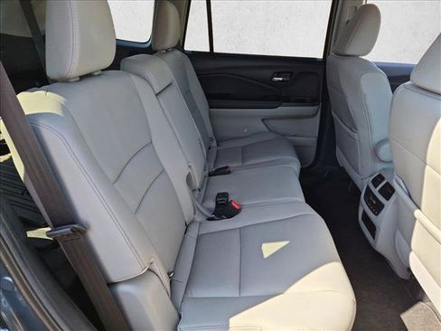 Used 2022 Honda Pilot Special Edition image 19