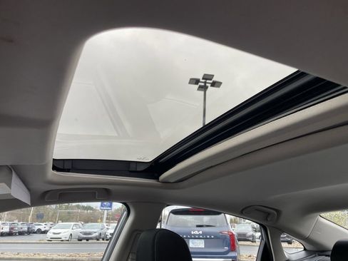 Used 2021 Honda Civic EX image 8