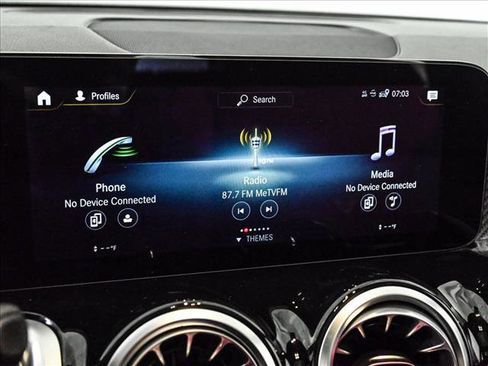 Used 2022 Mercedes-Benz GLB 35 AMG 4MATIC image 14